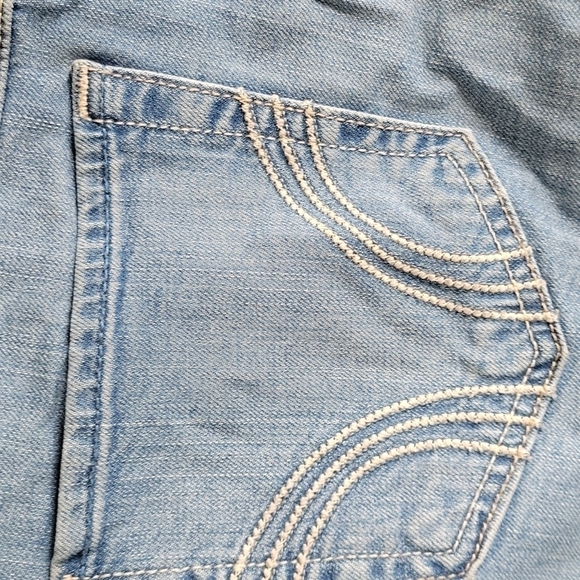 HOLLISTER Blue Whisker Light Wash Cut off Cuffed Jean Denim Micro Shorts Sz.28 - Picture 8 of 11